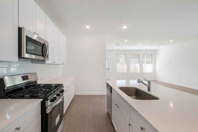 6958 Dorato Rdg in San Antonio, TX - Foto de edificio - Building Photo