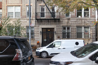 671 47th St in Brooklyn, NY - Foto de edificio - Building Photo