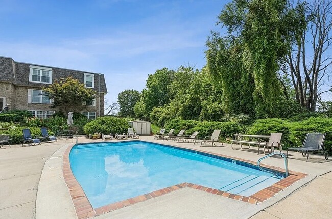 property at 1100 E 6th St