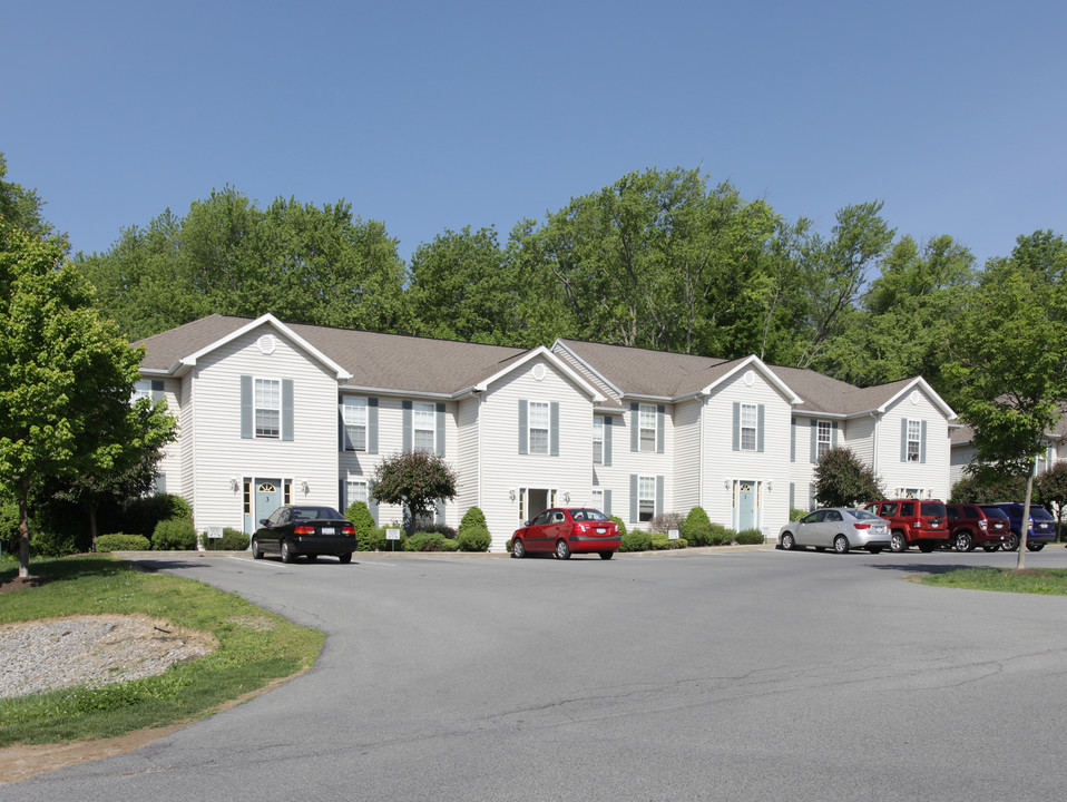 Baybrook in Queensbury, NY - Building Photo