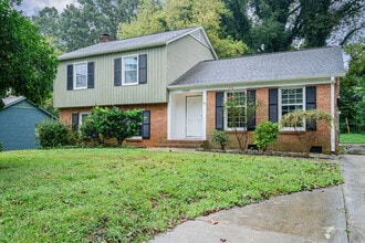 5242 Galway Dr in Charlotte, NC - Building Photo - Building Photo