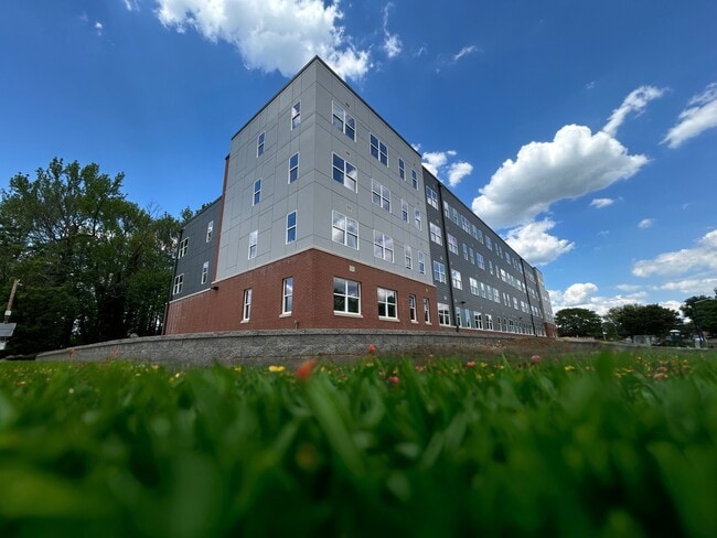 Residences at Harper