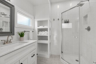 324 E Commercial St in Appleton, WI - Building Photo - Building Photo