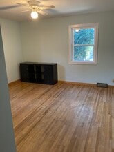 1204 Hill Ave in Spirit Lake, IA - Building Photo - Building Photo
