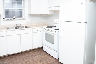 1430 Virginia Ave in Akron, OH - Building Photo - Building Photo