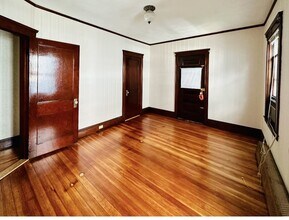 9 Roberts Rd, Unit 2 in Cambridge, MA - Building Photo - Building Photo