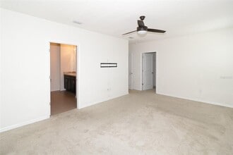 16200 Silent Sands Ln in Odessa, FL - Building Photo - Building Photo