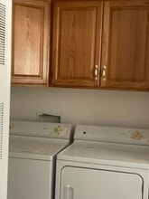 273 Miriam Way in Carson City, NV - Building Photo - Building Photo