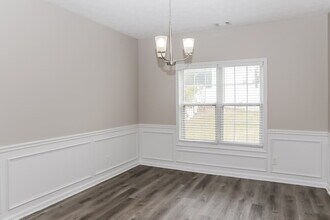 652 Adams Landing Ct in Lawrenceville, GA - Foto de edificio - Building Photo