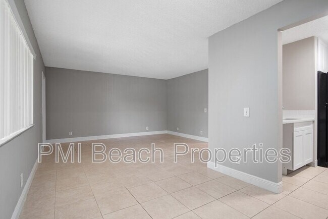 property at 516 Meadows Cir
