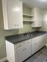 2125 92nd Ave in Oakland, CA - Building Photo