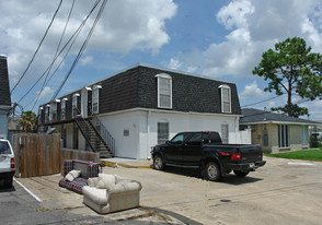 4025 Sanford St Apartments