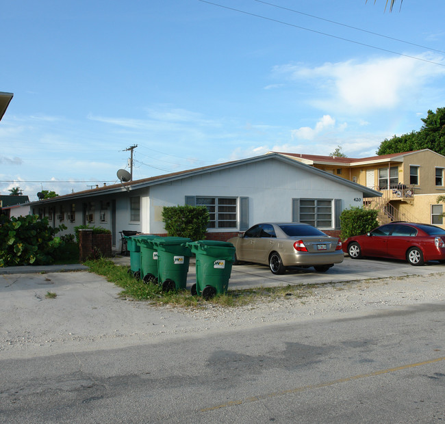 420 SE 22nd St in Fort Lauderdale, FL - Building Photo - Building Photo