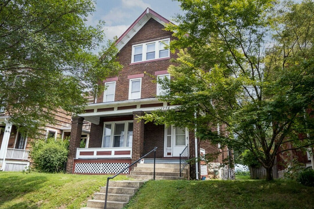 1754 N 4th St in Columbus, OH - Building Photo