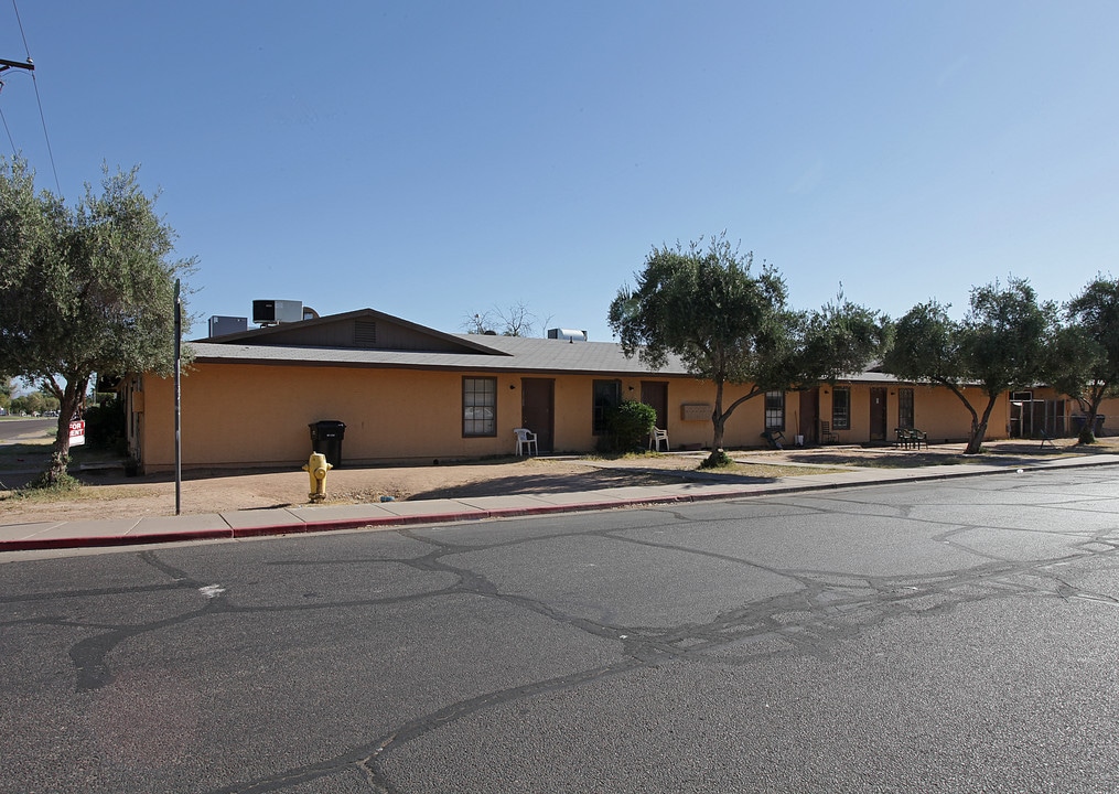 1702-1716 E 6th Ave in Mesa, AZ - Building Photo