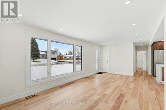 52 Glenridge Rd in Ottawa, ON - Building Photo - Building Photo