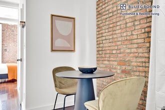74 Forsyth St in New York, NY - Building Photo - Building Photo