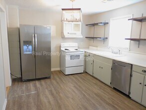 1905 Palm St in Greensboro, NC - Building Photo - Building Photo