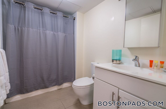 8 Winter Pl in Boston, MA - Building Photo - Building Photo