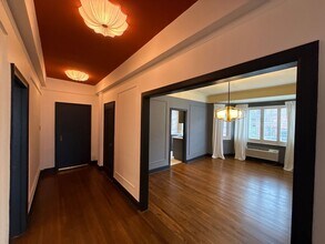 301 W 10th St in Charlotte, NC - Building Photo - Building Photo