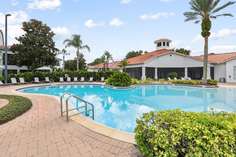 Tortuga Bay at Waterford Lakes in Orlando, FL - Building Photo