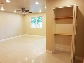 935 Kaipii St in Kailua, HI - Building Photo - Building Photo