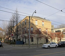 918 King St W in Toronto, ON - Building Photo - Building Photo