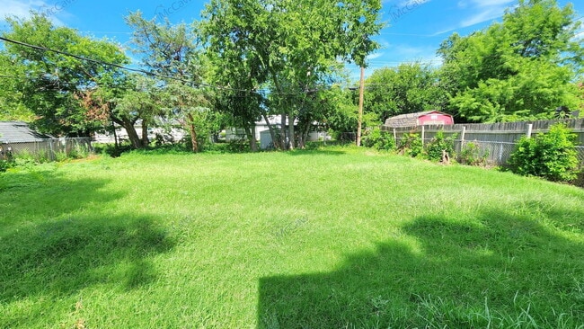 property at 816 Sandell Dr