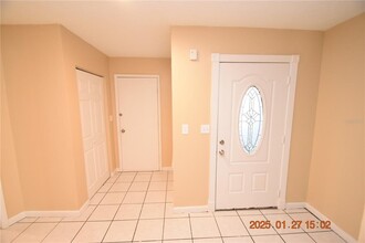 1724 Castle Rock Rd in Tampa, FL - Building Photo - Building Photo