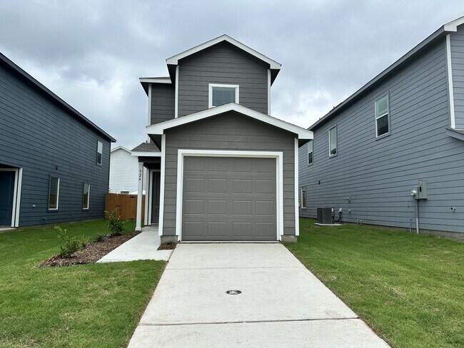 property at 924 Sandhill Crane Ln