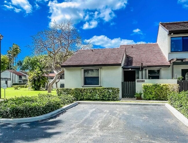 13360 SW 89th Ter