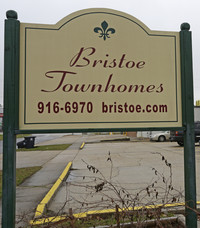 Bristoe Townhomes in Baton Rouge, LA - Foto de edificio - Building Photo