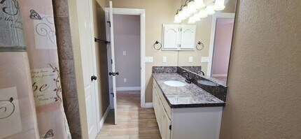 1365 Desert Canyon Dr in El Paso, TX - Building Photo - Building Photo