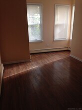 31 Clay St in Norwalk, CT - Building Photo - Building Photo
