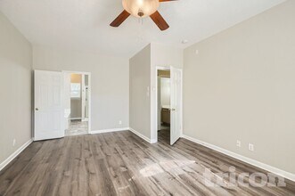 12430 Canyon Ct in San Antonio, TX - Building Photo - Building Photo