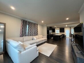 209 Olivia Way in Pittsburgh, PA - Building Photo - Building Photo