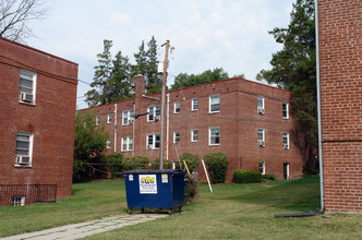 5720 Washington Blvd in Arlington, VA - Building Photo - Building Photo