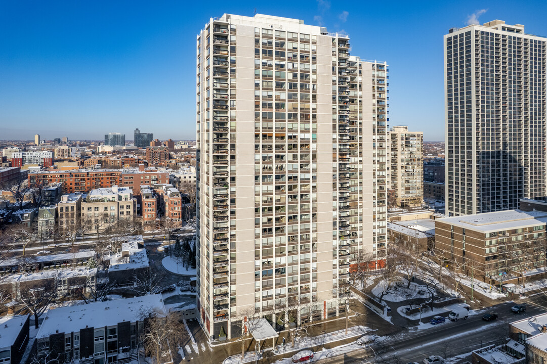 Bryant House in Chicago, IL - Building Photo