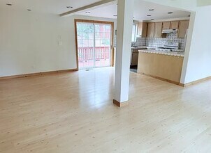 11881 Pine Forest Rd in Truckee, CA - Foto de edificio - Building Photo