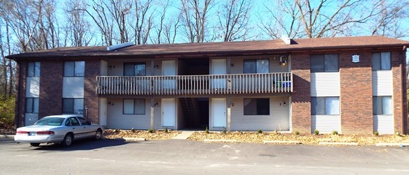 Bouse Apartment Homes in Belleville, IL - Building Photo