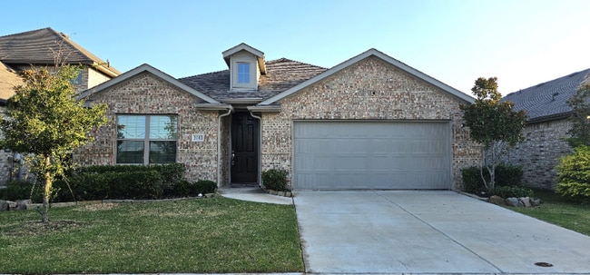 property at 2103 Silsbee Ct