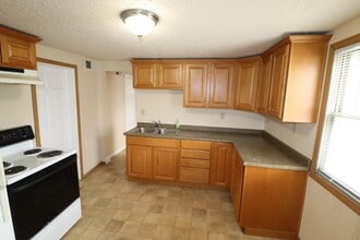 1212 S Chestnut Ave in Green Bay, WI - Building Photo - Building Photo