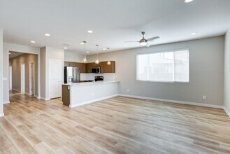 4716 W Alta Vista Rd in Phoenix, AZ - Building Photo - Building Photo