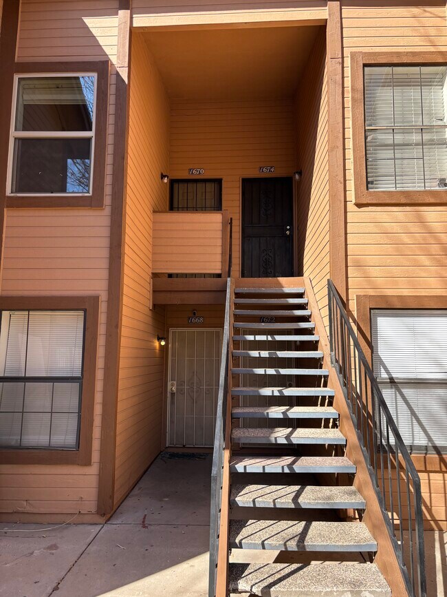 1670 W Park Wood Ln, Unit 1670 in Tucson, AZ - Building Photo - Building Photo