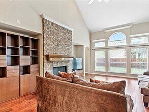 10036 Lisi Anne Dr in Austin, TX - Building Photo - Building Photo