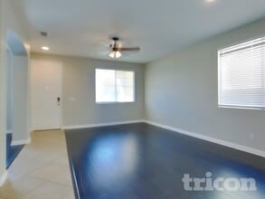 5741 Spice St in Lancaster, CA - Building Photo - Building Photo