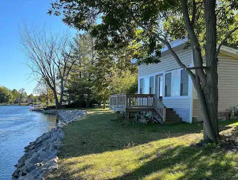 313 Harbor St in Oscoda, MI - Building Photo