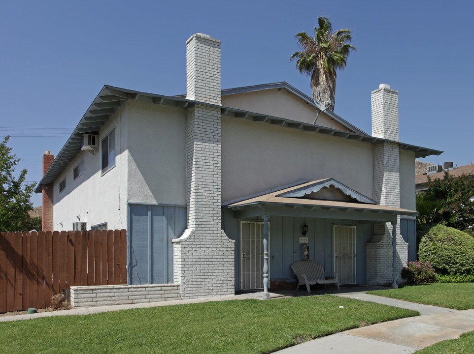 2929 Elgin Dr in Riverside, CA - Foto de edificio