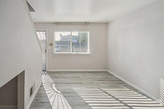 5205 Foothill Blvd in Oakland, CA - Building Photo - Building Photo