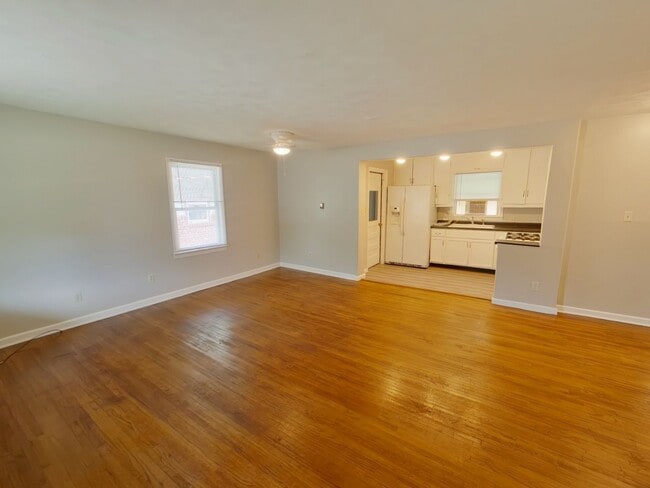 1736 N Volutsia in Wichita, KS - Building Photo - Building Photo